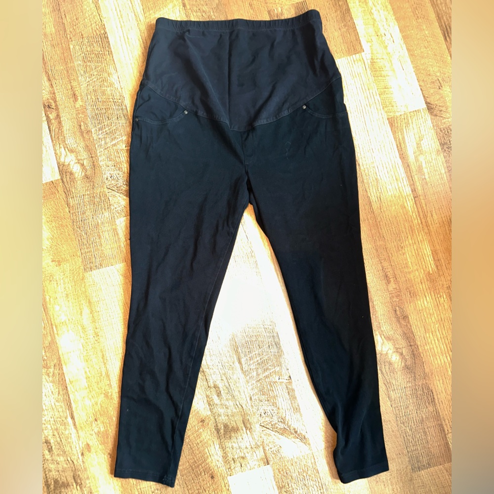Time and tru black maternity pants